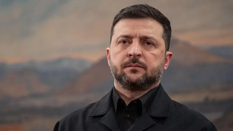 زيلينسكي وترامب  يبحثان خطة السلام الأمريكية المقترحة لإنهاء الحرب مع روسيا