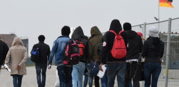   لقاء  ميرتس والشرع  ولماذا قلق اللاجئين السوريين في ألمانيا ؟