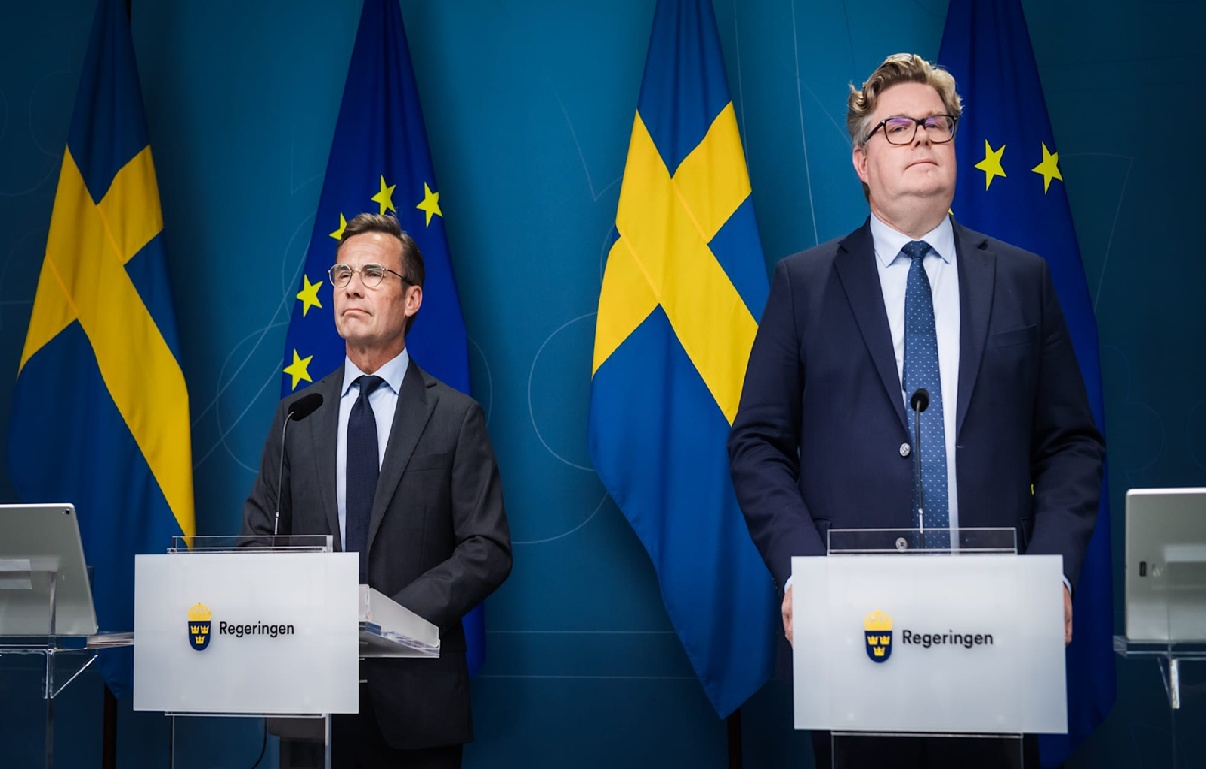 كريسترسون يُطالب بتغيير قانون المساواة بين الجنسين