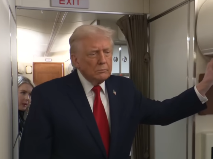 تنفيذ عملية عسكرية ضد كولومبيا، قال ترامب إن ذلك “يبدو أمراً جيداً بالنسبة لي”.