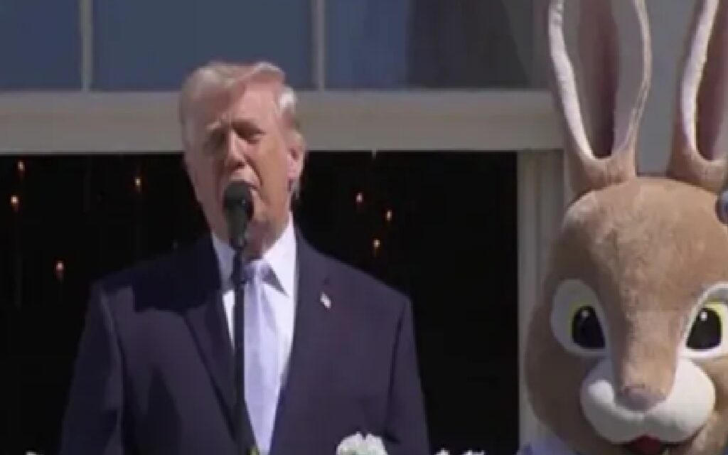 ترامب يخالف التقاليد في عيد الفصح ويتحدث عن حربه مع ايران