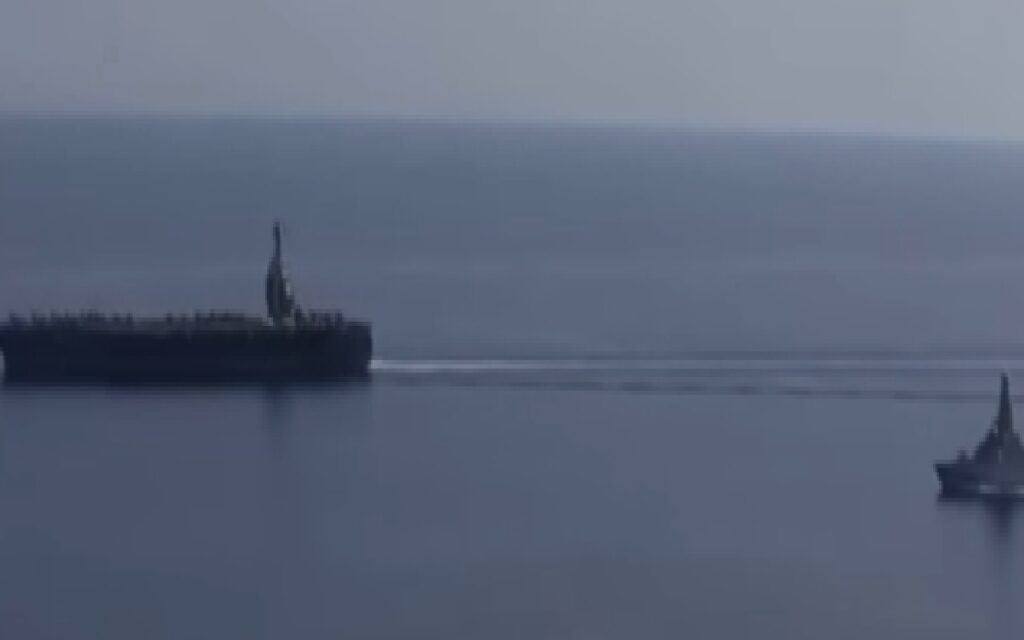 بعد انهيار المحادثات، أمريكا ستفرض سيطرتها على مضيق هرمز