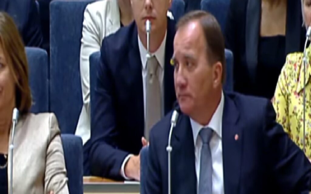 لمحة عن لوفين من رئيس الوزراء الى فتح شركة سورفاج إيه بي