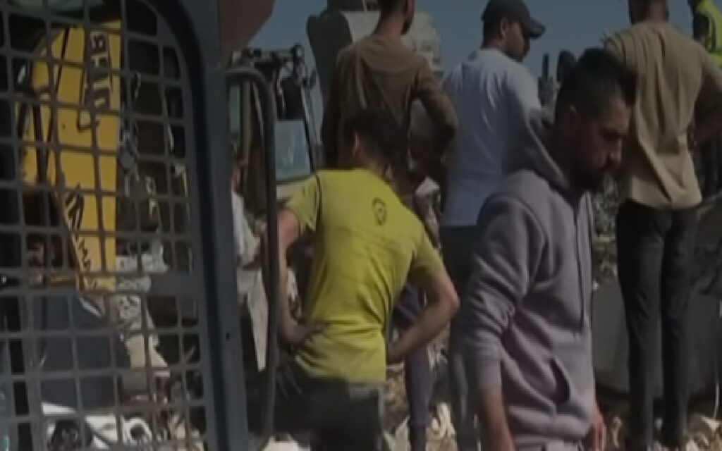 مقتل ستة أشخاص في لبنان
