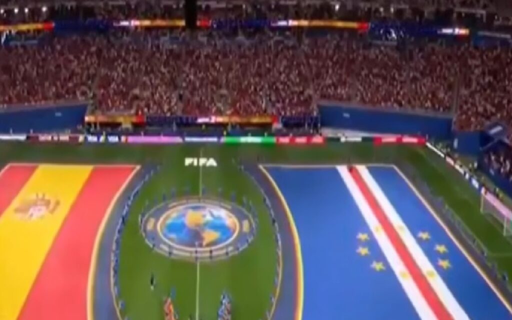 مباراة اسبانيا والراس الاخضر