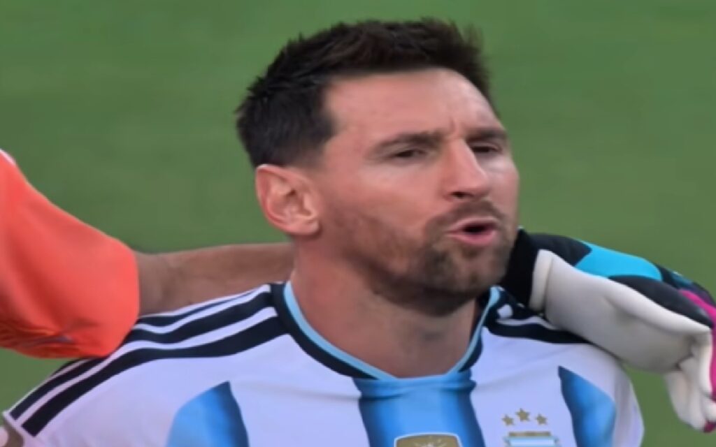 ليونيل ميسي
