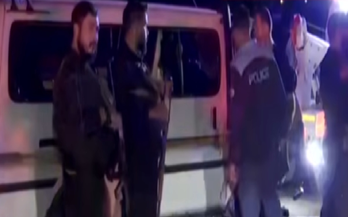 سوريا هجوم على حافلة، وانفجار خط غاز يعطّل محطات لتوليد الكهرباء